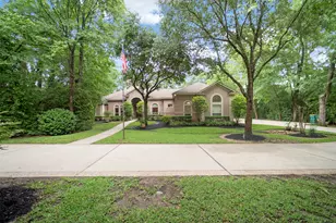 3 Quinn's Cabin Ct, Conroe, TX 77304 - Photo 2