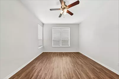 2204 Perkins Crossing Drive, Conroe, TX 77304 - Photo 8