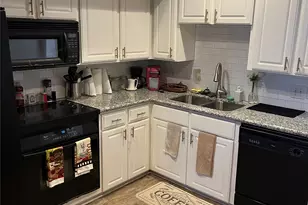 411 Sailfish Ave, Freeport, TX 77541 - Photo 4