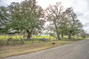 2801 County Rd 444, Angleton, TX 77515 - Photo 36