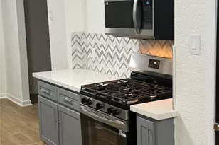 2002 Vermont St, Baytown, TX 77520 - Photo 8