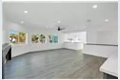 12564 Memorial Drive, Houston, TX 77024 - Photo 28