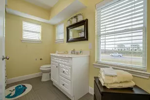 21225 Gulf Dr, Galveston, TX 77554 - Photo 14