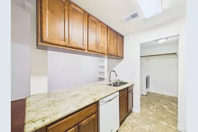 5333 Richmond Avenue #21, Houston, TX 77056 - Photo 8