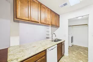 5333 Richmond Ave, Houston, TX 77056 - Photo 8