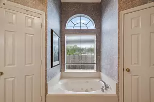 2827 Timber Briar Cir, Houston, TX 77059 - Photo 26