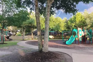 2827 Timber Briar Cir, Houston, TX 77059 - Photo 36