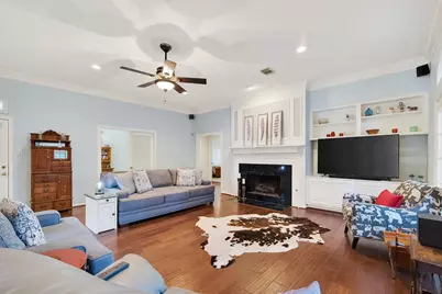 2827 Timber Briar Circle, Houston, TX 77059 - Photo 6