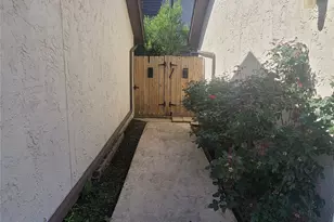 7523 Beaudelaire Cir, Galveston, TX 77551 - Photo 20