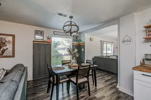 531 S 2nd St, La Porte, TX 77571 - Photo 32