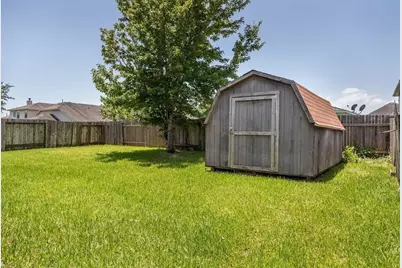 8315 Sycamore Lane, Baytown, TX 77523 - Photo 28