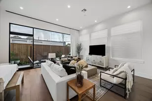 1661 Bingle Rd, Houston, TX 77055 - Photo 8