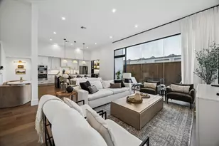 1661 Bingle Rd, Houston, TX 77055 - Photo 10