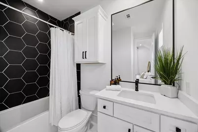 1661 Bingle Road, Houston, TX 77055 - Photo 26