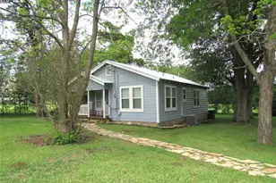 1013 Prairie Lea St, Brenham, TX 77833 - Photo 36