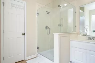 13938 Charterhouse Way, Sugar Land, TX 77498 - Photo 18