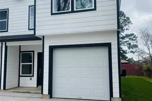 2622 Metcalf St, Houston, TX 77012 - Photo 2