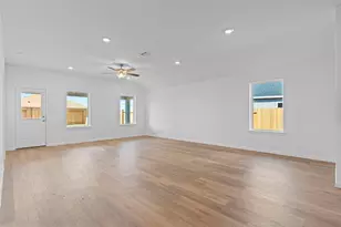 9039 Rose Water, Rosharon, TX 77583 - Photo 14