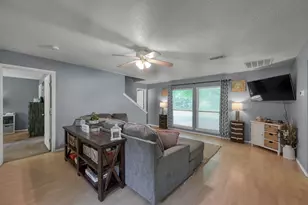 14909 Pine Tree Rd, Montgomery, TX 77356 - Photo 10