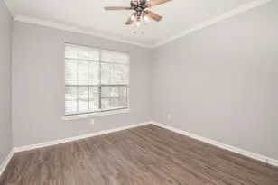 2255 Braeswood Park Dr, Houston, TX 77030 - Photo 20