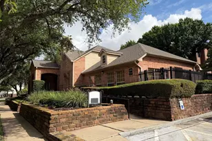 2255 Braeswood Park Dr, Houston, TX 77030 - Photo 30