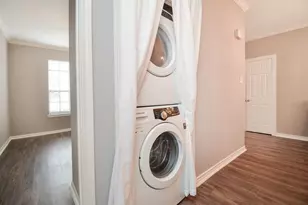 2255 Braeswood Park Dr, Houston, TX 77030 - Photo 14