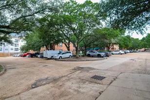 2255 Braeswood Park Dr, Houston, TX 77030 - Photo 36