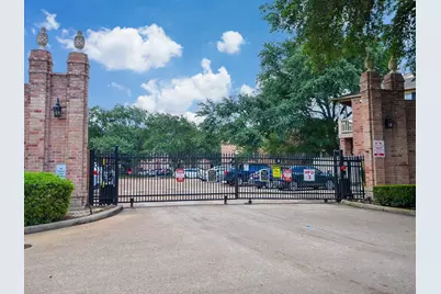 2255 Braeswood Park Drive #195, Houston, TX 77030 - Photo 34