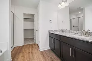 10 Keystone Ct, Angleton, TX 77515 - Photo 16