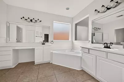 3831 Lakeridge Canyon Drive, Sugar Land, TX 77498 - Photo 32