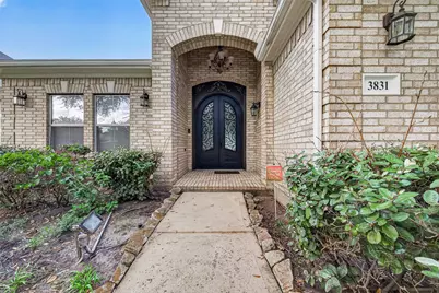 3831 Lakeridge Canyon Drive, Sugar Land, TX 77498 - Photo 4