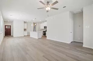 29115 Samuel Gdns Ct, Waller, TX 77484 - Photo 12