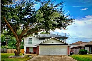 6403 W Ridgecreek Dr, Houston, TX 77489 - Photo 1