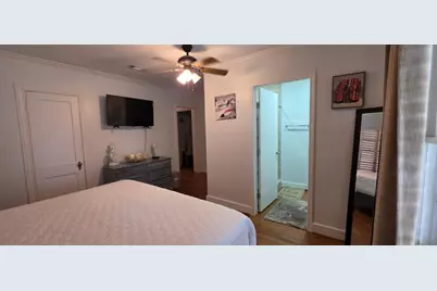 5023 Avenue N 1/2, Galveston, TX 77551 - Photo 10