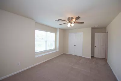 106 Easton Glen Lane, Dickinson, TX 77539 - Photo 14
