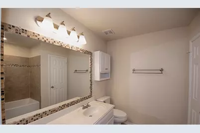 106 Easton Glen Lane, Dickinson, TX 77539 - Photo 10
