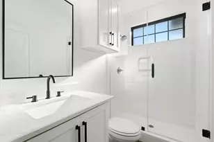 741 S Carroll St, La Porte, TX 77571 - Photo 20