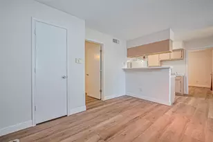 2750 Holly Hall St, Houston, TX 77054 - Photo 8