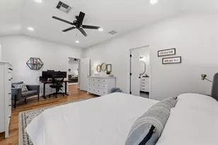47 Delphinium Pl, The Woodlands, TX 77382 - Photo 18