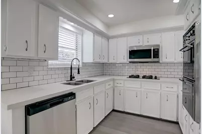 6227 Leaf Arbor Drive, Houston, TX 77092 - Photo 6