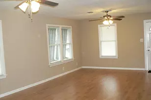 1110 E 27th St, Houston, TX 77009 - Photo 20