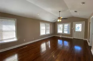 1110 E 27th St, Houston, TX 77009 - Photo 6