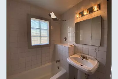 1110 E 27th Street, Houston, TX 77009 - Photo 16