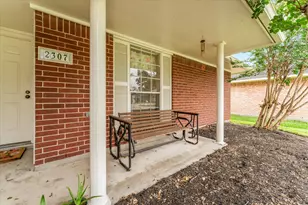 2307 Old Oak Ln, Houston, TX 77339 - Photo 6