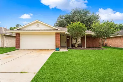 2307 Old Oak Lane, Houston, TX 77339 - Photo 2