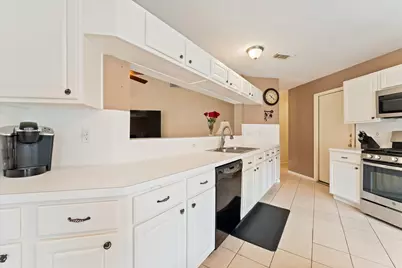 2307 Old Oak Lane, Houston, TX 77339 - Photo 14