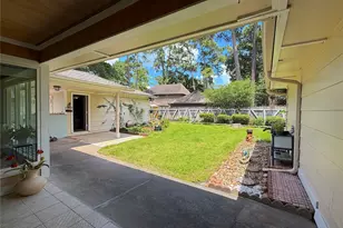 1402 Trailwood Village Dr, Houston, TX 77339 - Photo 22