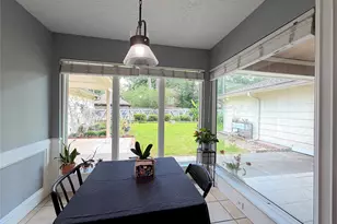 1402 Trailwood Village Dr, Houston, TX 77339 - Photo 10