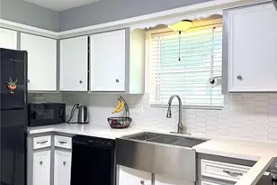 1402 Trailwood Village Dr, Houston, TX 77339 - Photo 8