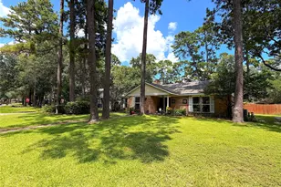 1402 Trailwood Village Dr, Houston, TX 77339 - Photo 1